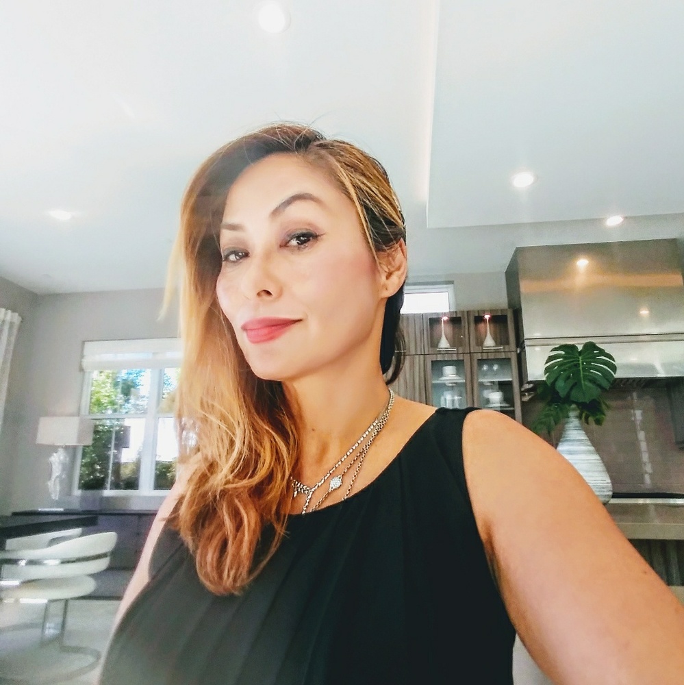 Meet your Posher, Sophia